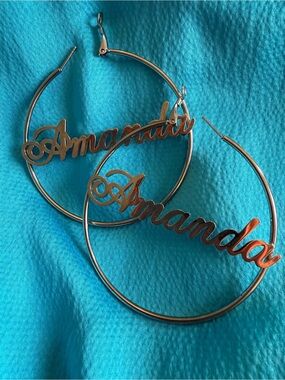 “Amanda” large hooped earrings
